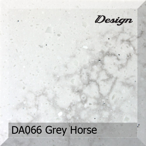 DA066 Grey horse